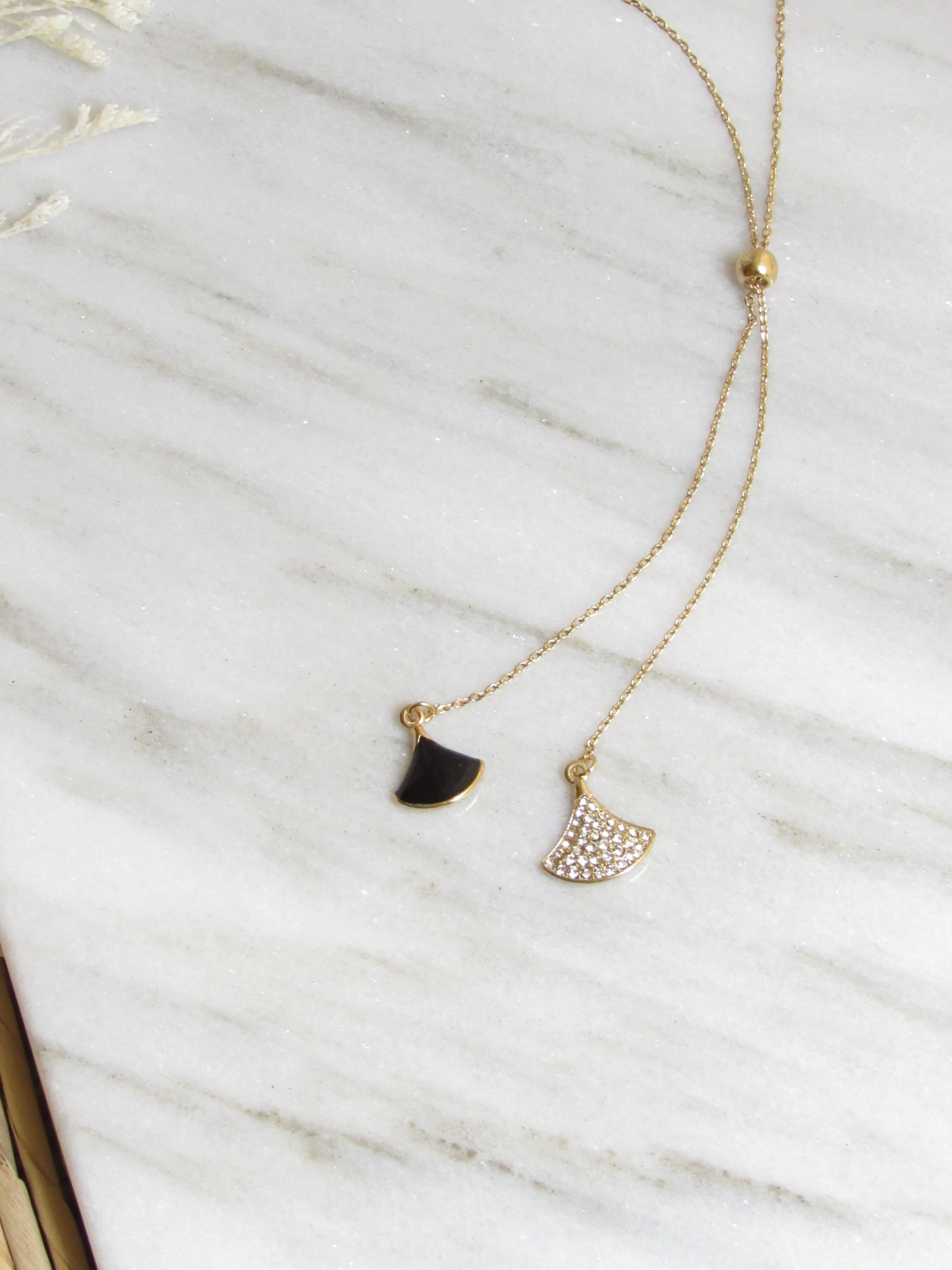 14K Ginkgo Leaf Gold Pendant Necklace