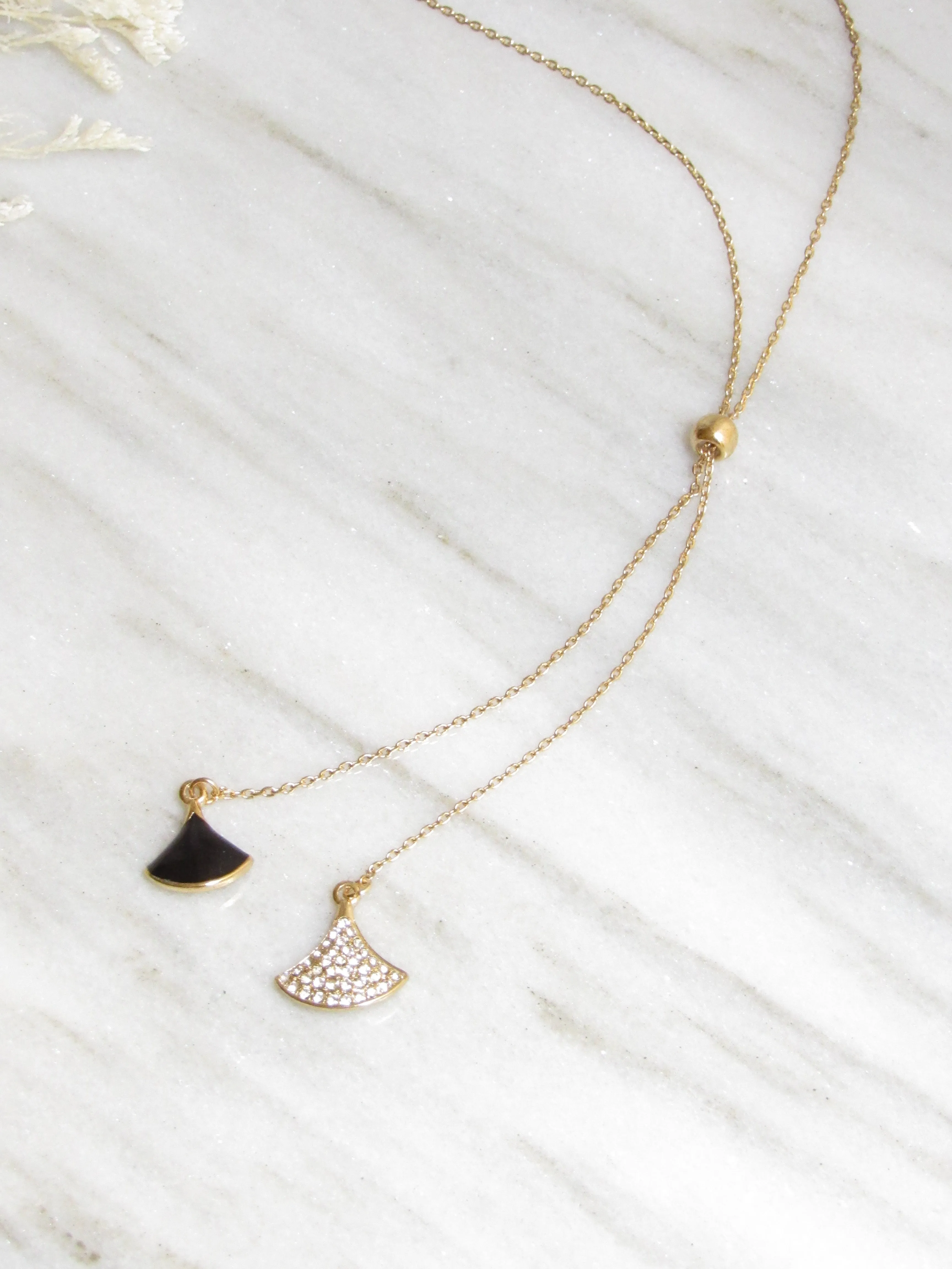 14K Ginkgo Leaf Gold Pendant Necklace