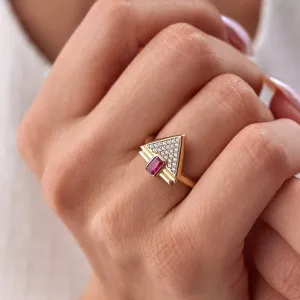 14k Gold Fuchsia Triangle Ring