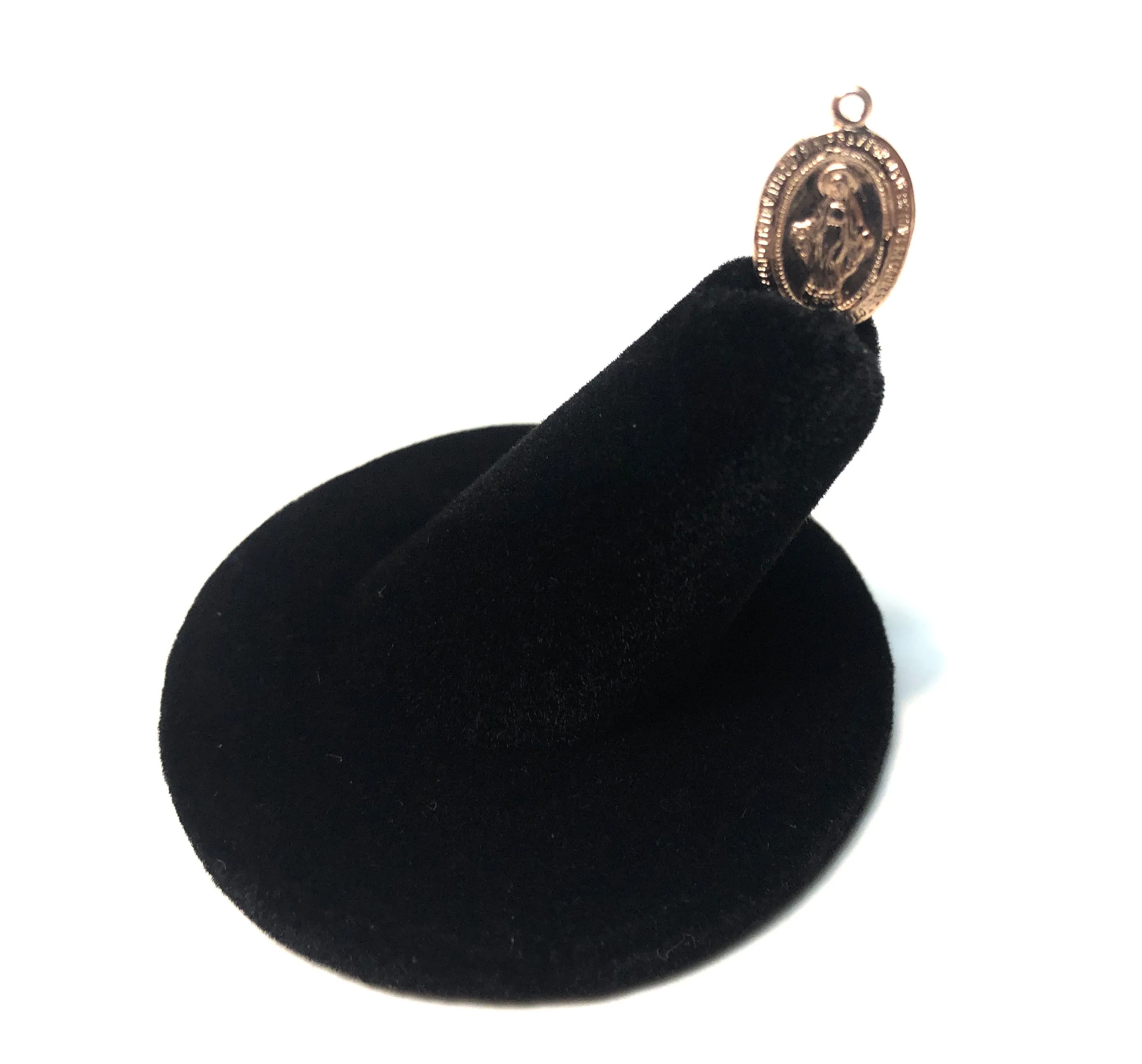 14kGF Oval Jesus Charm