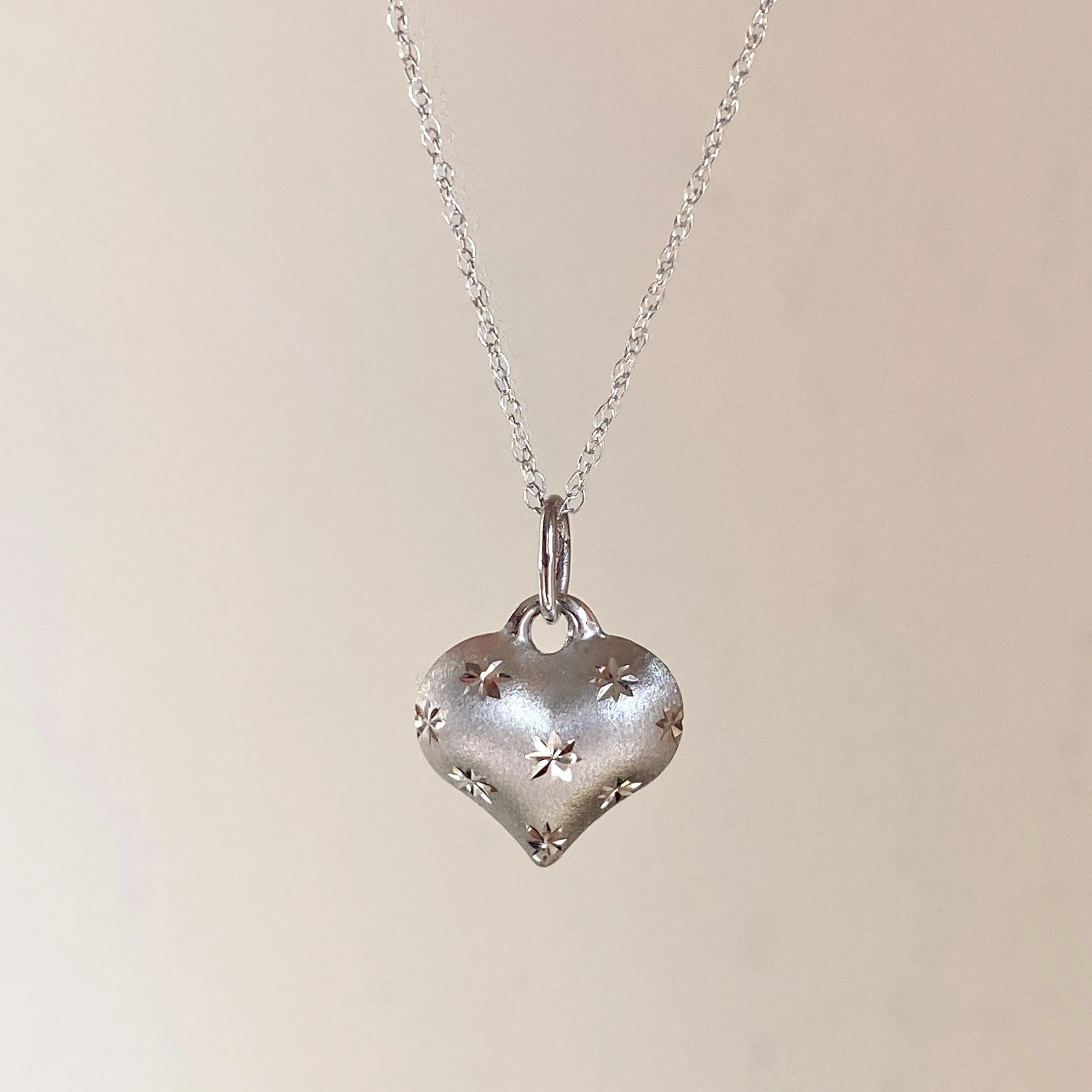 14KT White Gold Satin Diamond-Cut 3D Heart Pendant Chain Necklace
