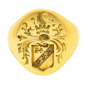1940's Retro 14 Karat Yellow Gold Unisex Lion Shield Signet Heraldry Ring