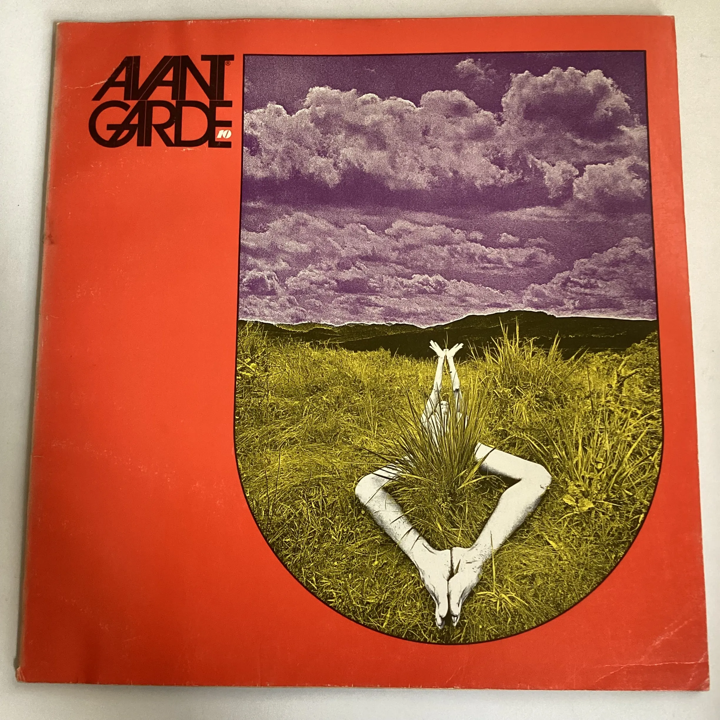 Avant Garde magazine 10
