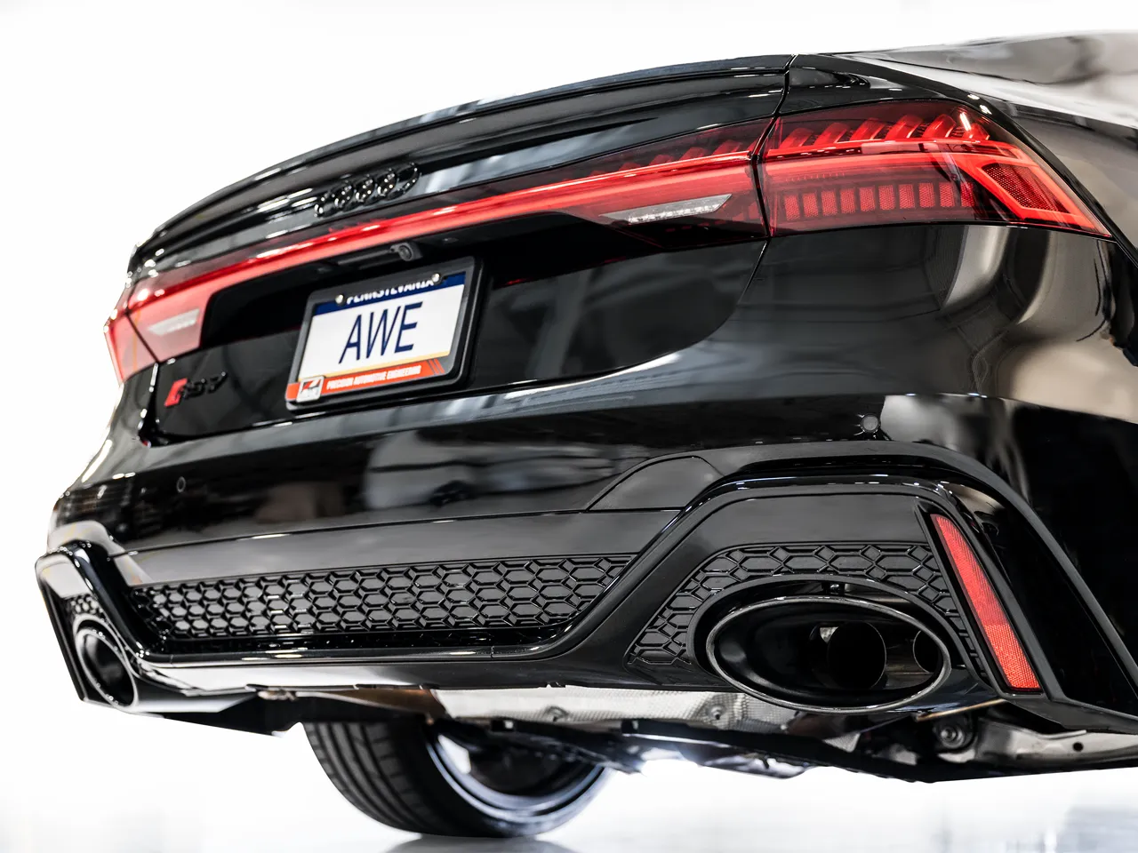 AWE SWITCHPATH™ EXHAUST FOR AUDI C8 RS 6 AVANT / RS 7 (2021-2024)