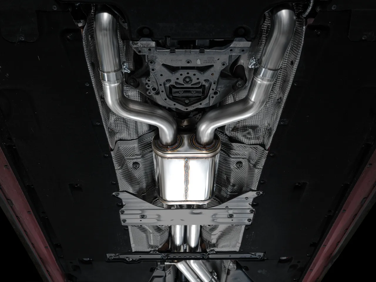 AWE SWITCHPATH™ EXHAUST FOR AUDI C8 RS 6 AVANT / RS 7 (2021-2024)