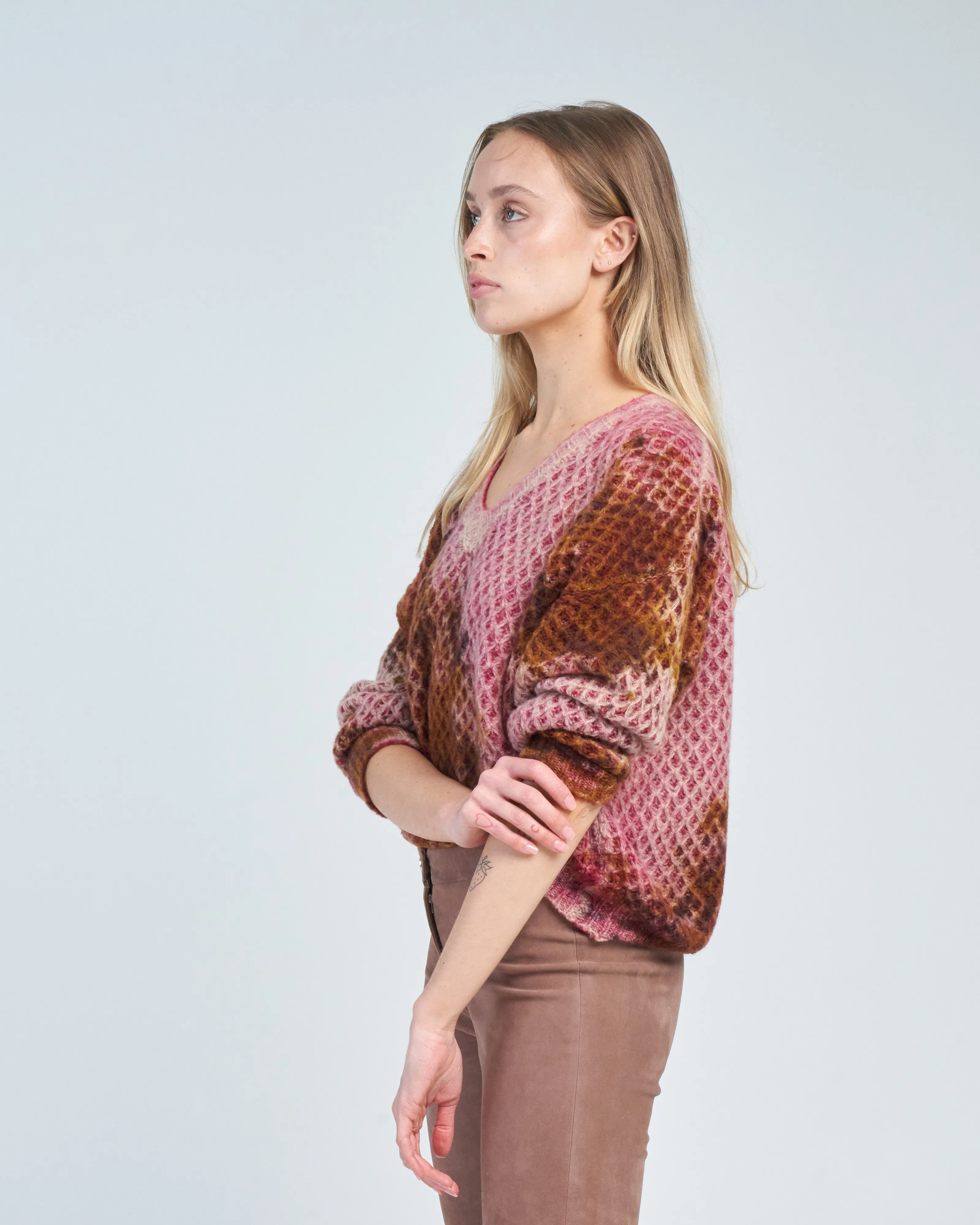 camel macro camouglage hive stitch v neck sweater