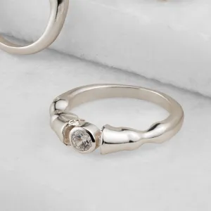 Cavallo - Moissanite Stone and Stylized Horse Hooves Sterling Silver Ring