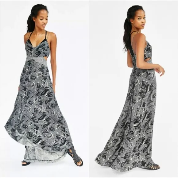 Ecote Cutout Maxi Dress