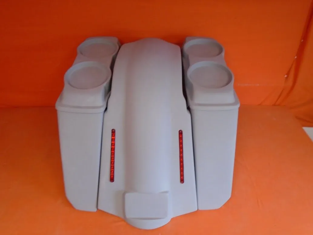 Harley Davidson 5" Heritage Softail Extended Saddlebags Dual 6.5" Speaker Lids   LED Fender No Cutouts