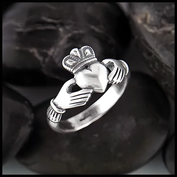 Heritage Claddagh Ring
