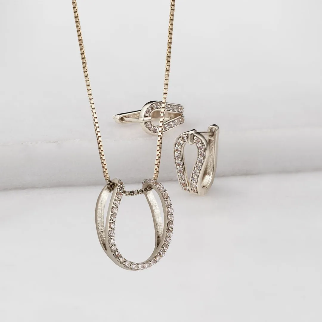 Levade - Moissanite Stones and Elegant Loop Sterling Silver Ring