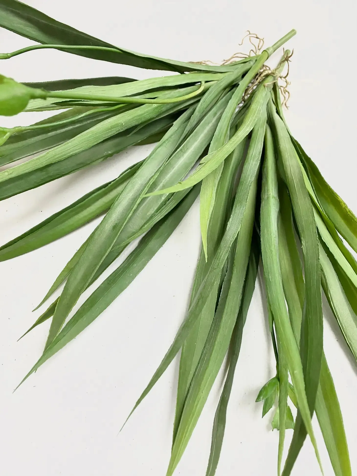 Lifelike 14 inch Artificial Spider Plant