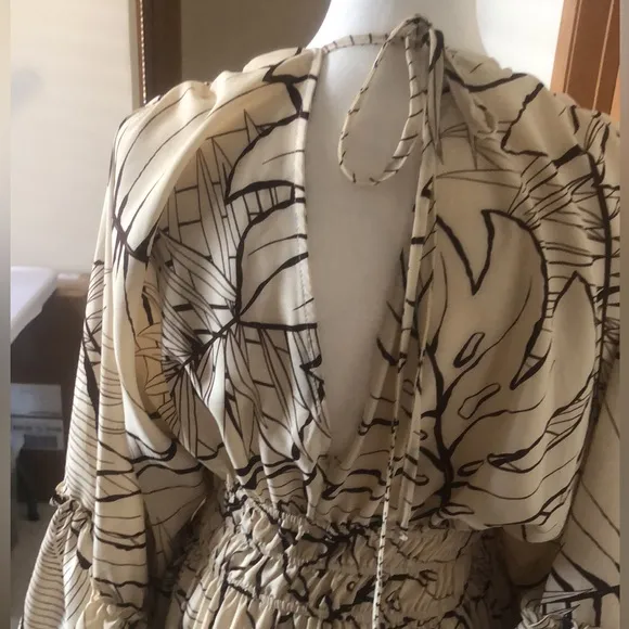 Lush  Brown Leaf Print  Maxi  Boho Sundress w Ruffle Sleeves  Size S