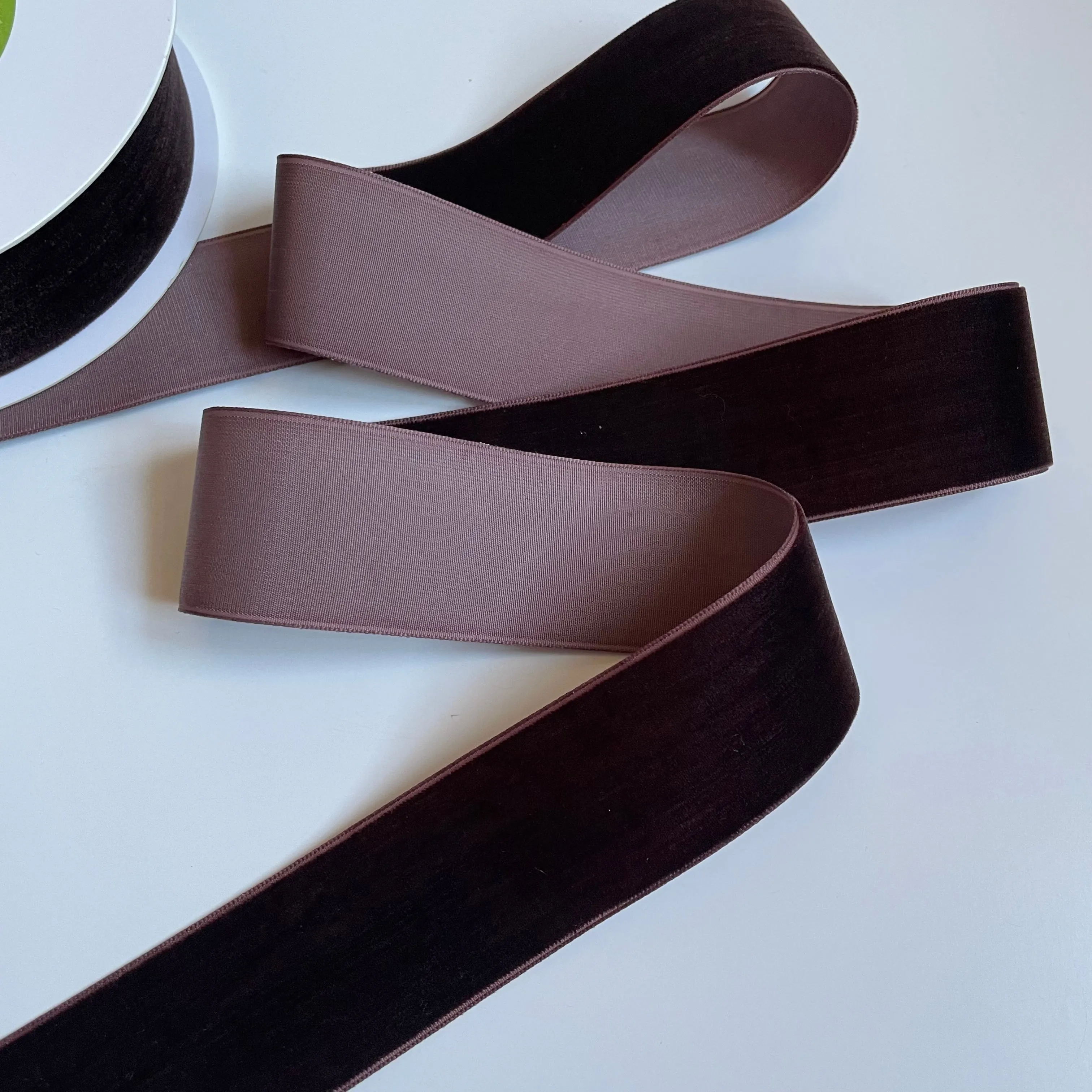 May Arts Velvet Ribbon - 1.5"