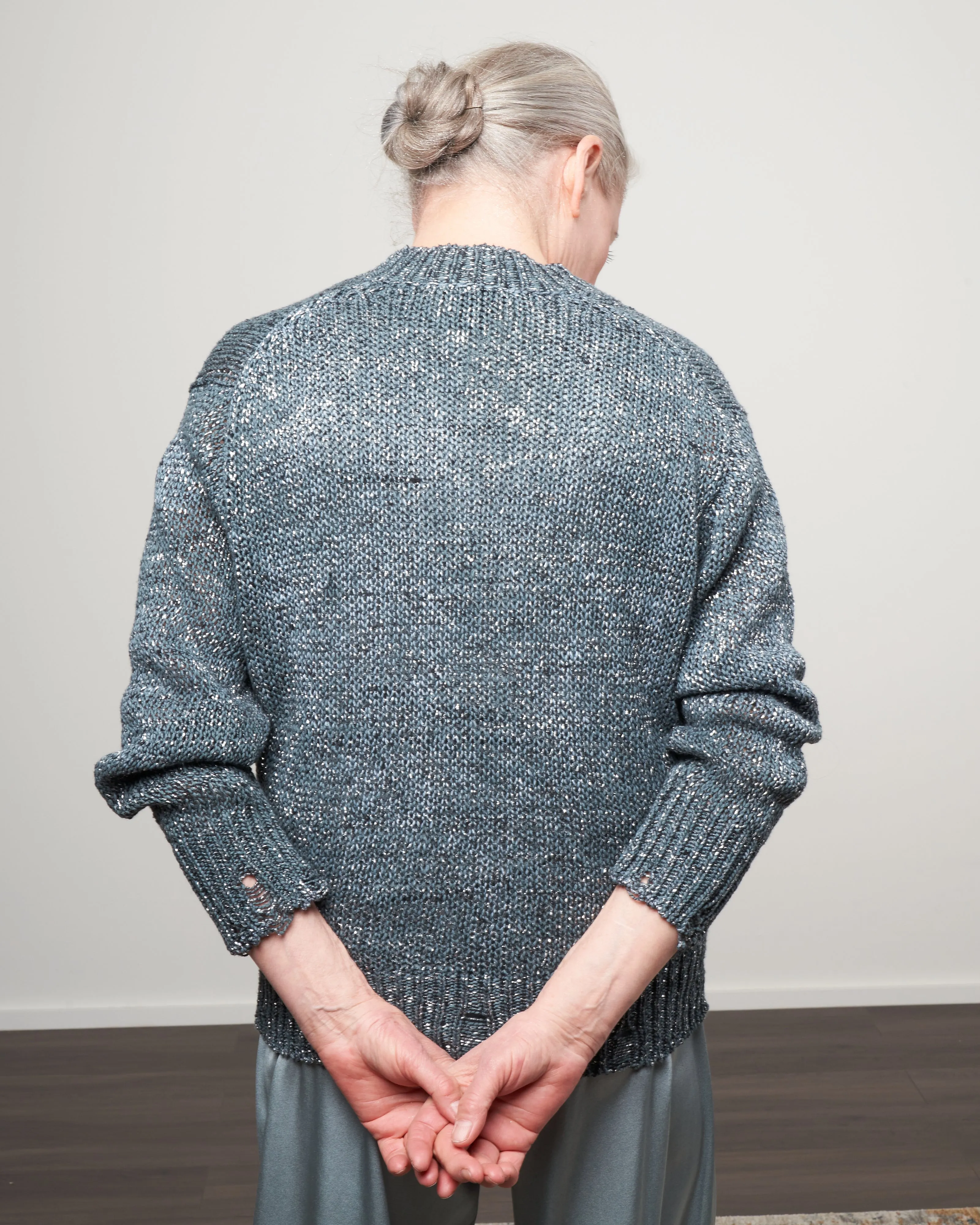 metallic moulino cotton v-neck pullover - rio