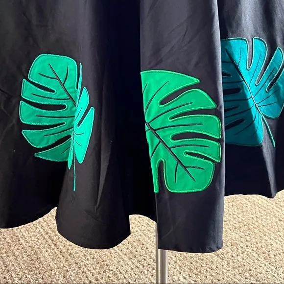 Modcloth Collectif Tropical Palm Leaf Black Midi Swing Skirt NWT New XXS