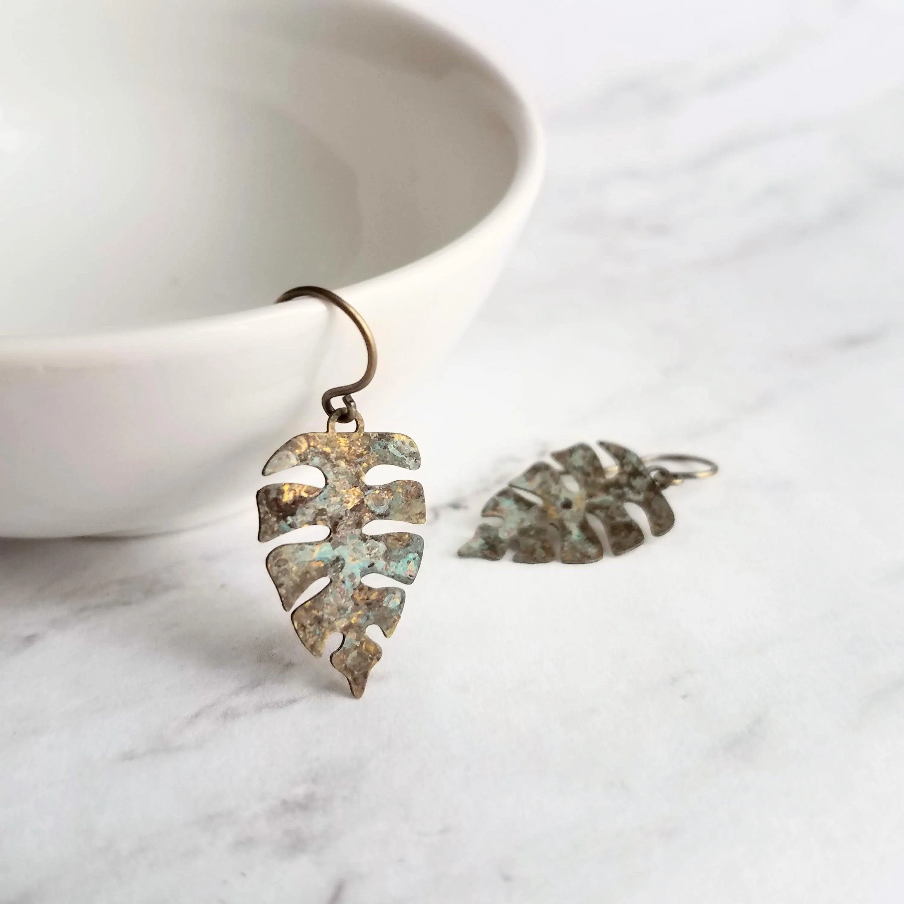 Monstera Leaf Earrings, tropical leaf earring, patina leaf earring, verdigris leaf earring, verdigris patina earring, blue green bronze rust