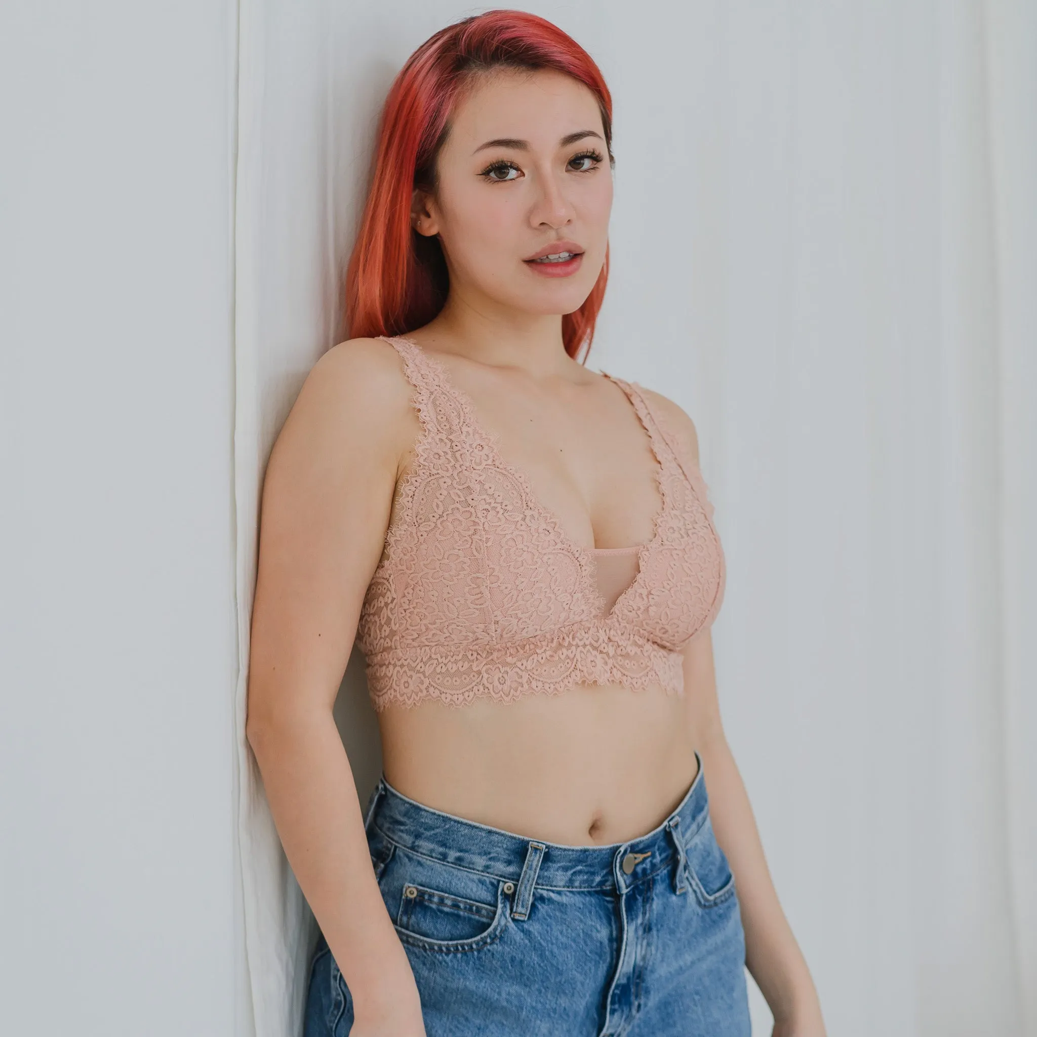 Petal Soft! Lace Lightly-Lined Bralette in Sweetberry