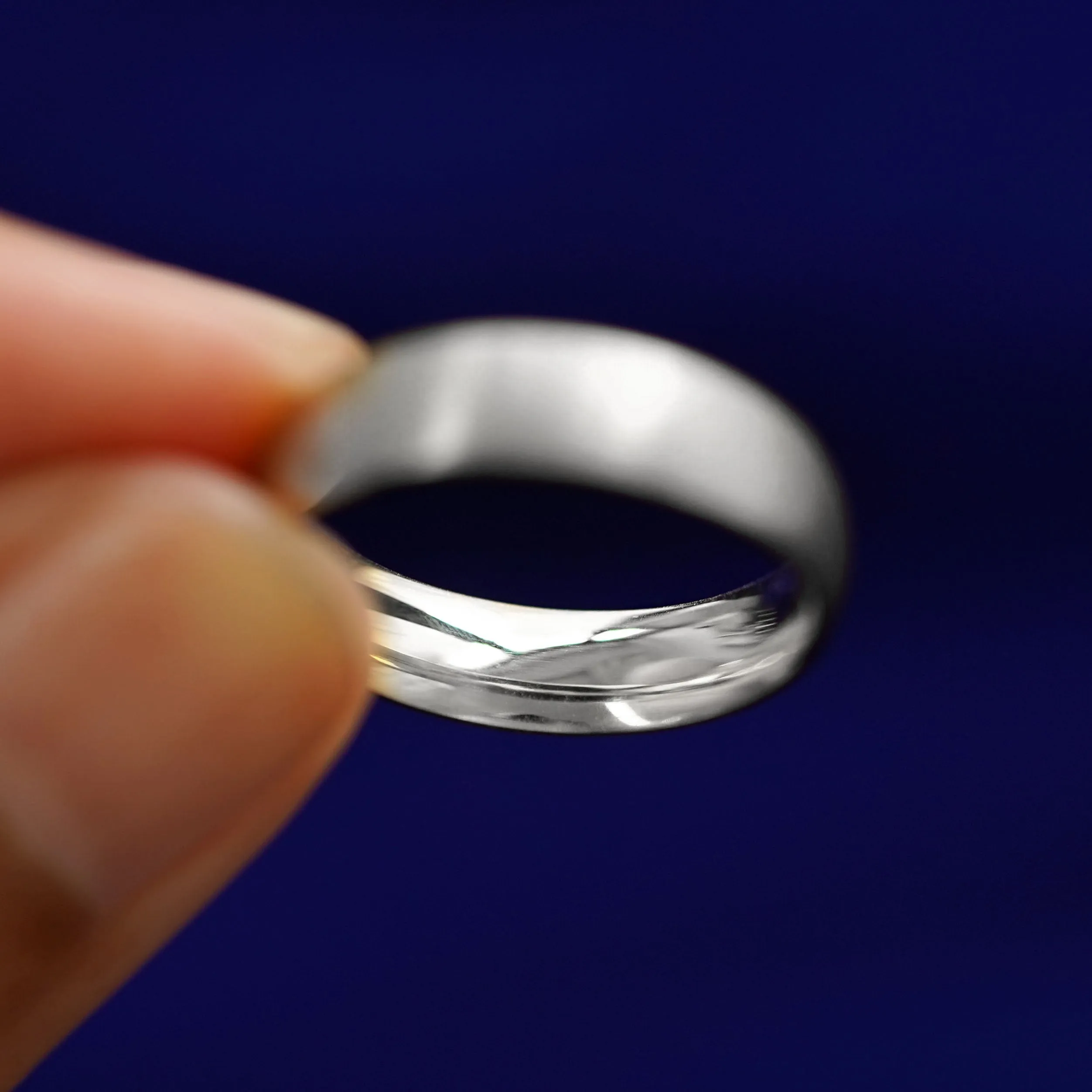 Platinum Curvy Matte Band