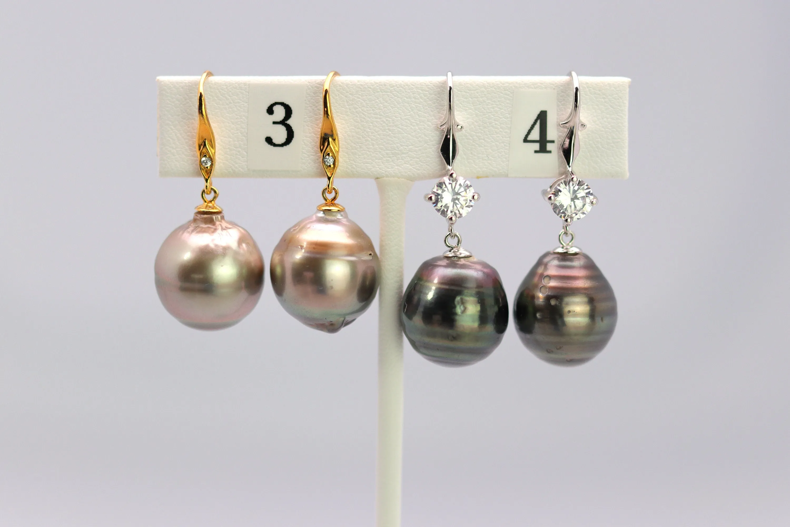 Tahitian Dangle Drop Pearl Earrings in 925 Sterling Silver (SHE001)