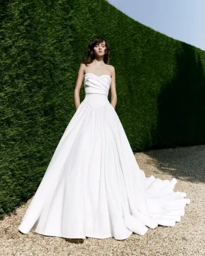 VRM456 - Statement circular a-line
