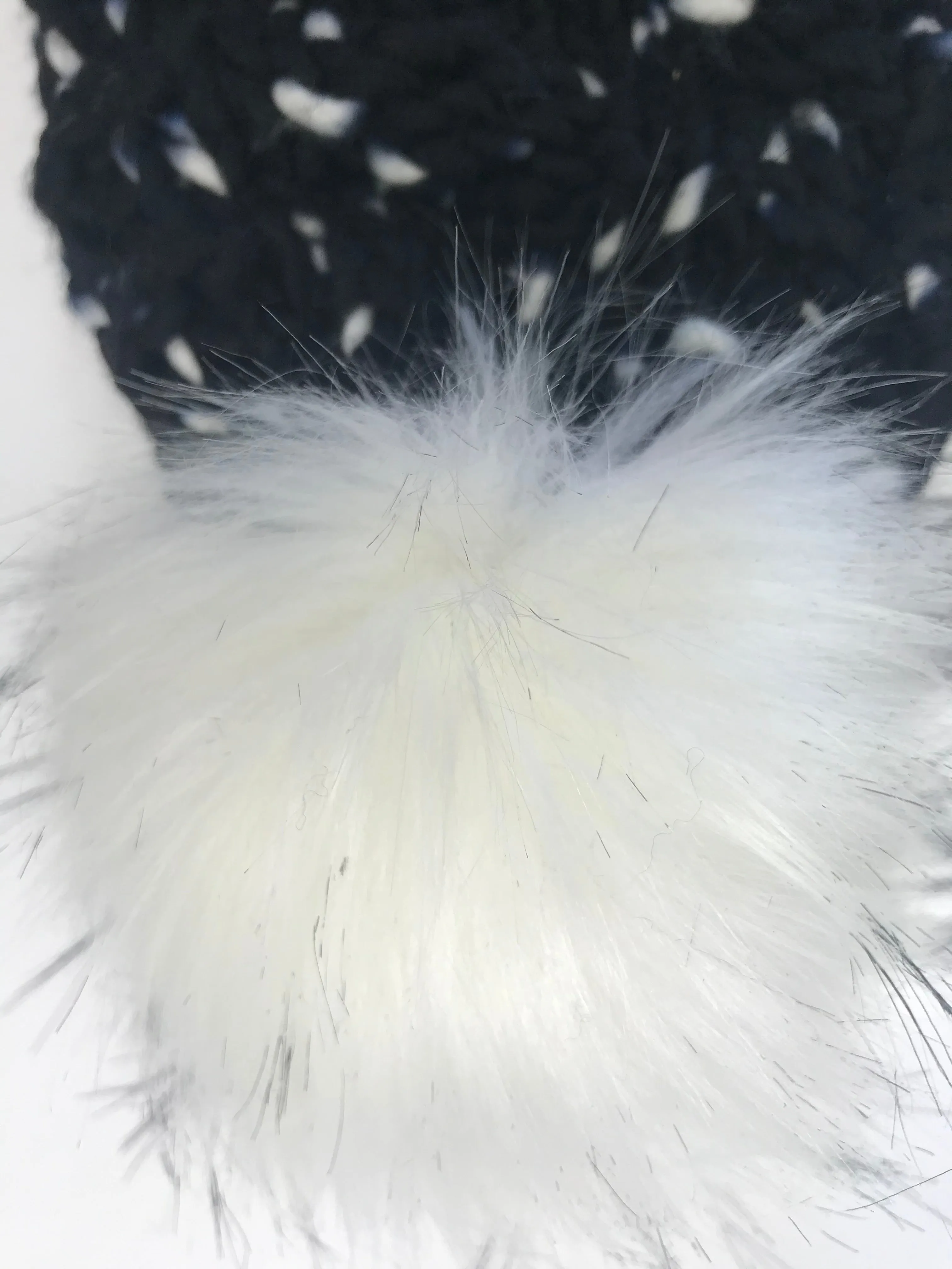 White Drop Baby Manos Merino Beanie