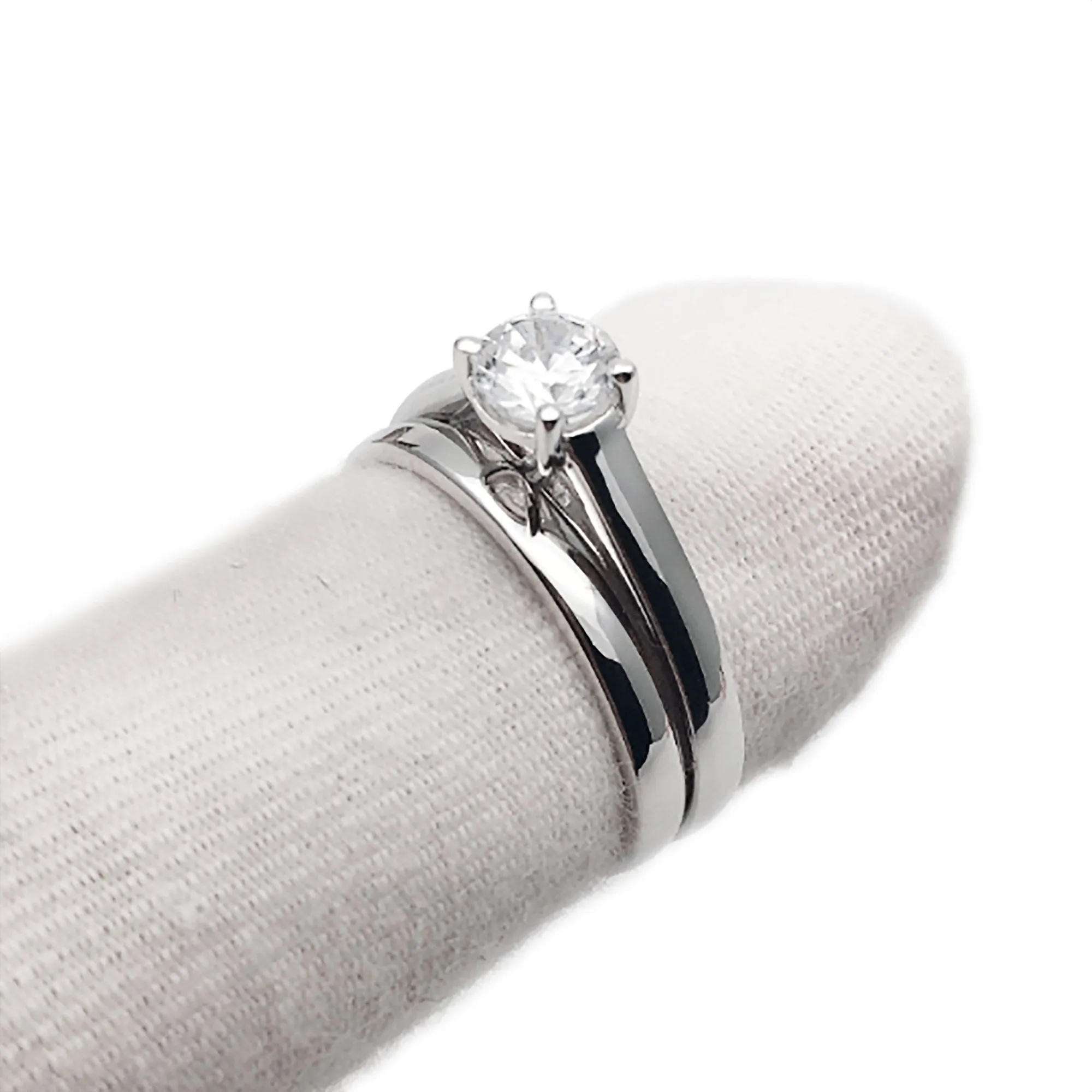 White Gold Round Diamond Art Deco Ring Set