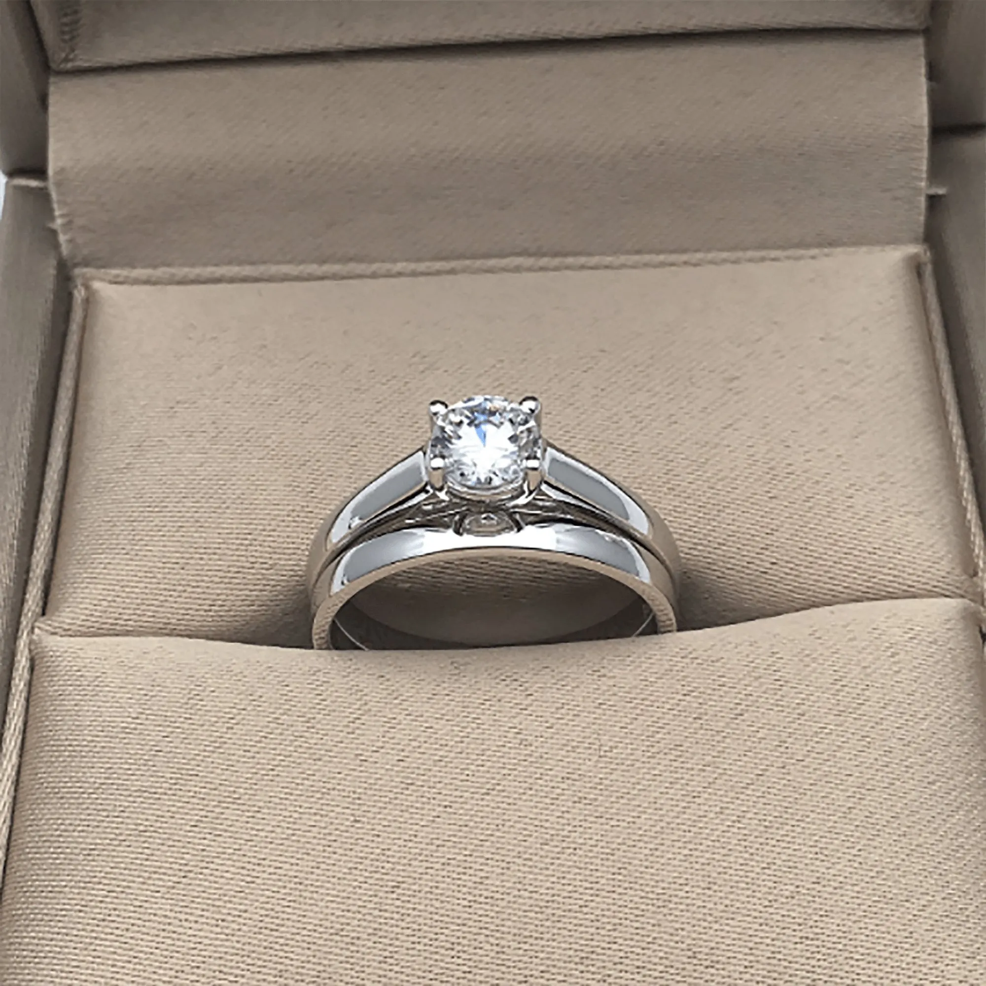 White Gold Round Diamond Art Deco Ring Set